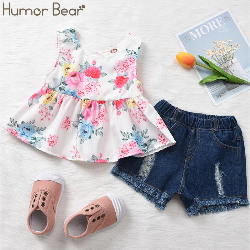 Humor Bear Girls Clothes Suit 2022 Girls Floarl Off Shoulder Tops Denim Shorts 2Pcs Outfits Summer Casual Kids Clothes
Humor Bear Girls Clothes Suit 2022 Girls Floarl Off Shoulder Tops Denim Shorts 2Pcs Outfits Summer Casual Kids Clothes