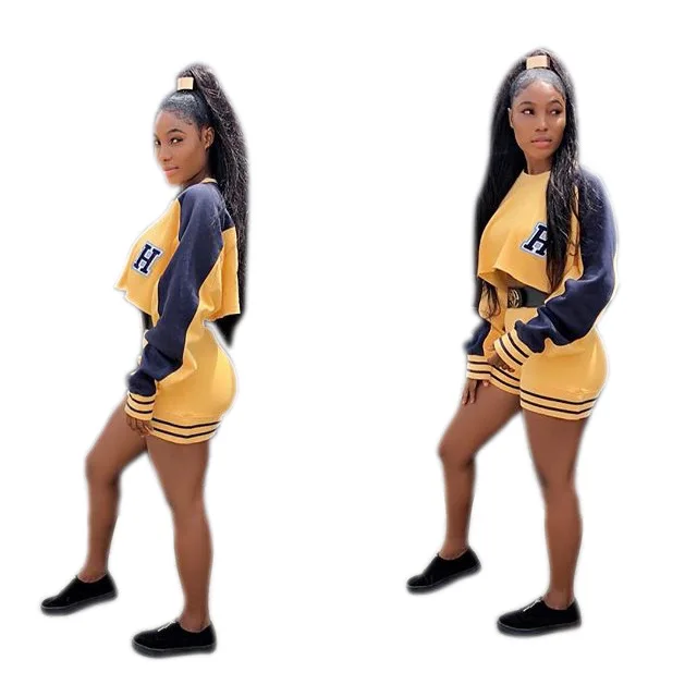 Sexy spring and summer two-piece women's fashion personality dark blue and yellow stitching long-sleeved shorts sports suit
Sexy spring and summer two-piece women's fashion personality dark blue and yellow stitching long-sleeved shorts sports suit