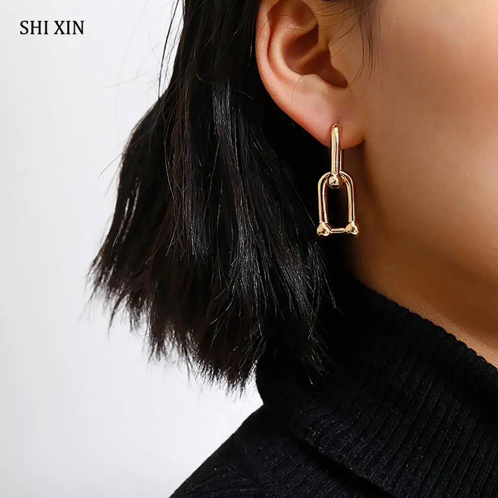 SHIXIN U Shape Geometric Earrings for Women Small Gold Color Drop Earrings Chic Stylish Earrings Celebrity Fashion Jewelry 2020
SHIXIN U Shape Geometric Earrings for Women Small Gold Color Drop Earrings Chic Stylish Earrings Celebrity Fashion Jewelry 2020