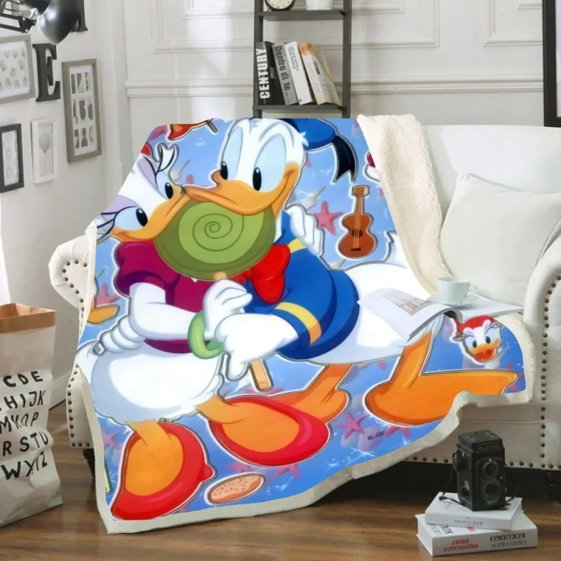 Одеяла Disney Дональд Дак которые влюблены могут быть брошены на диван в качестве