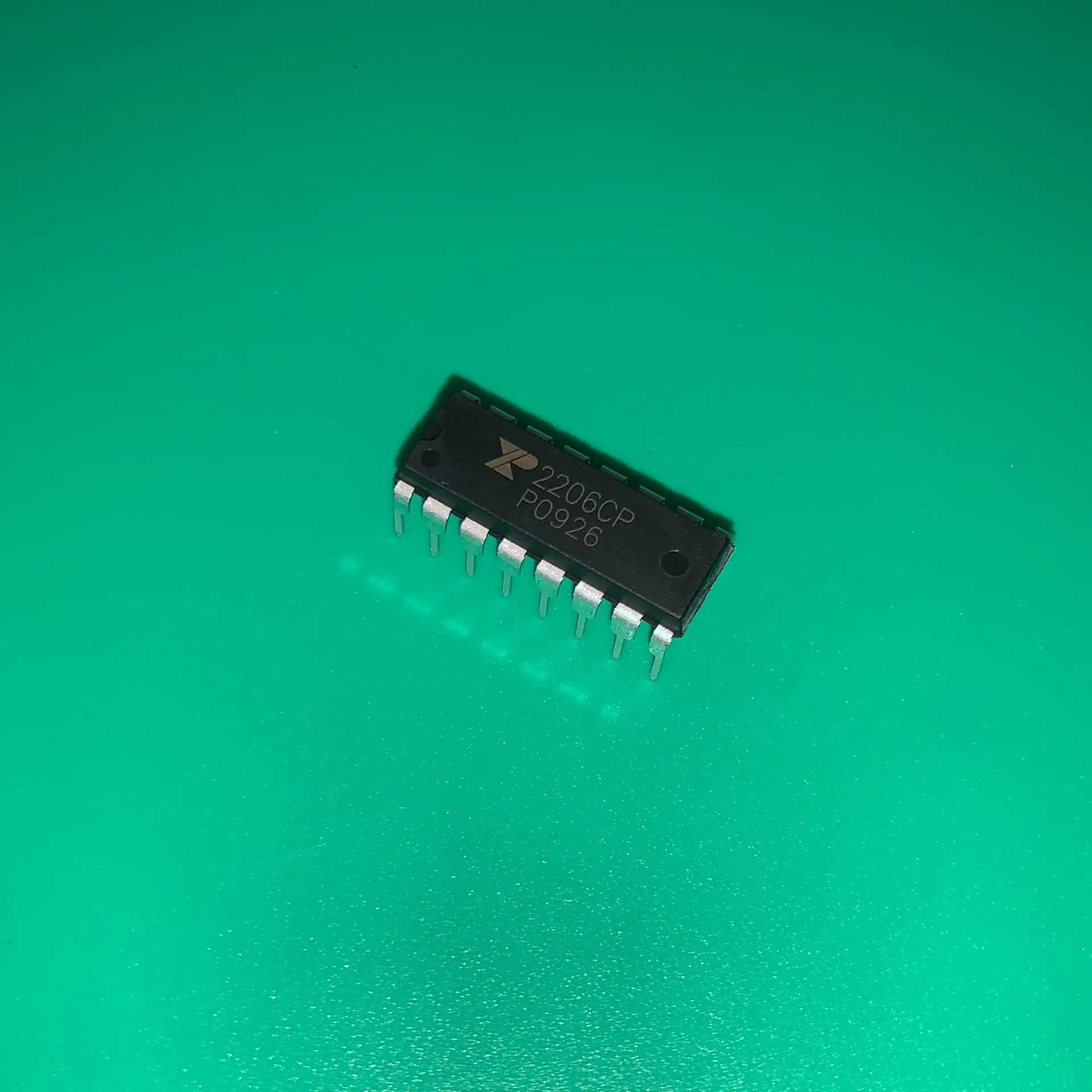 3 шт./лот XR2206CP DIP16 XR 2206CP IC Функция генератор 16DIP X2206CP XR2206CP-F XP2206CP XR2206 CP 2206 - купить по