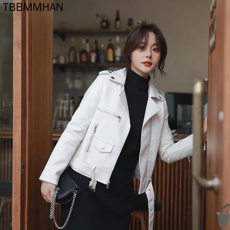 New Women Leather Coat Spring Autumn Long Sleeve With Belt Female Faux Leather Jacket Punk Ladies Casual Biker Moto Outerwear
New Women Leather Coat Spring Autumn Long Sleeve With Belt Female Faux Leather Jacket Punk Ladies Casual Biker Moto Outerwear