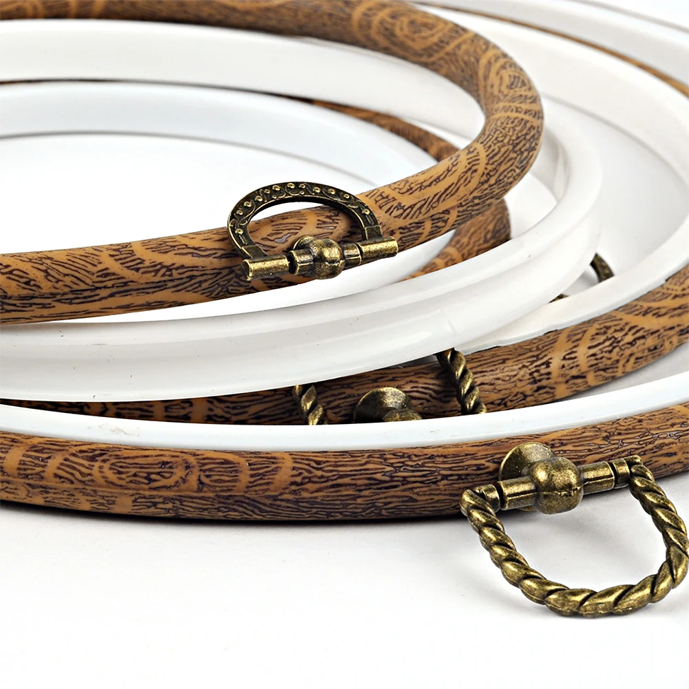 5 Sizes Wood Hand Sewing Embroidery Hoops Rings Frame Flexible Round Display For DIY Cross Stitch Needle Craft Tool Accessories
5 Sizes Wood Hand Sewing Embroidery Hoops Rings Frame Flexible Round Display For DIY Cross Stitch Needle Craft Tool Accessories