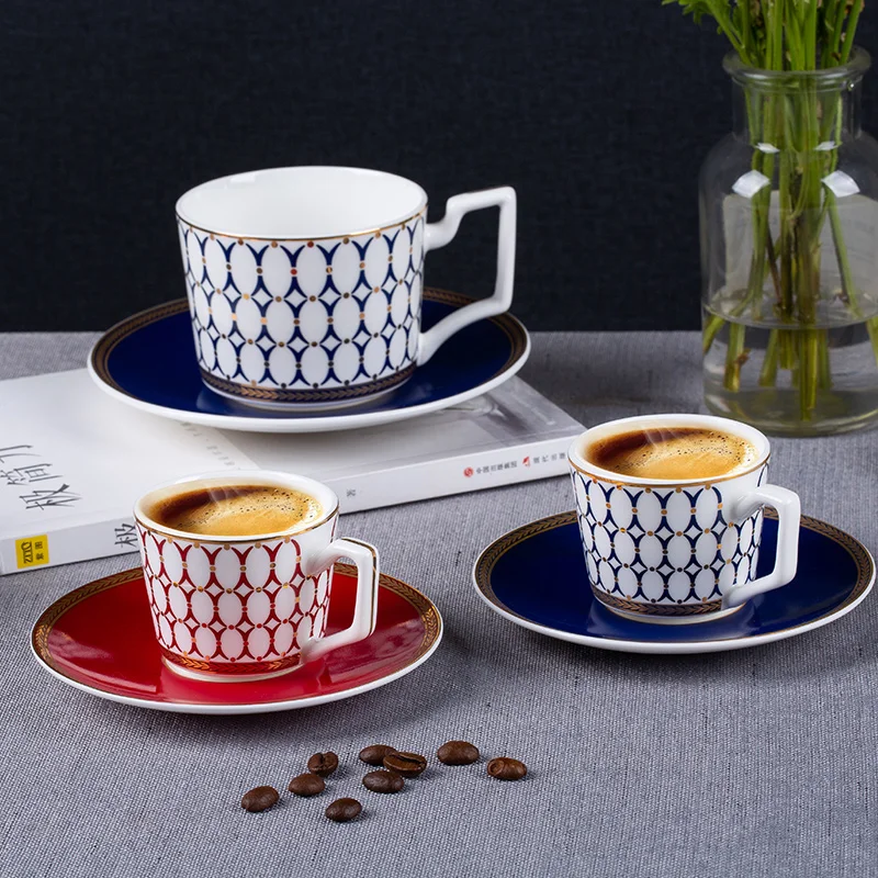 Nordic Style Modern Coffee Cup Reusable Ceramic Elegant English Tea Coffee Cup and Saucer Set Tazzine Caffe Drinking Ware EI50BD 
Nordic Style Modern Coffee Cup Reusable Ceramic Elegant English Tea Coffee Cup and Saucer Set Tazzine Caffe Drinking Ware EI50BD