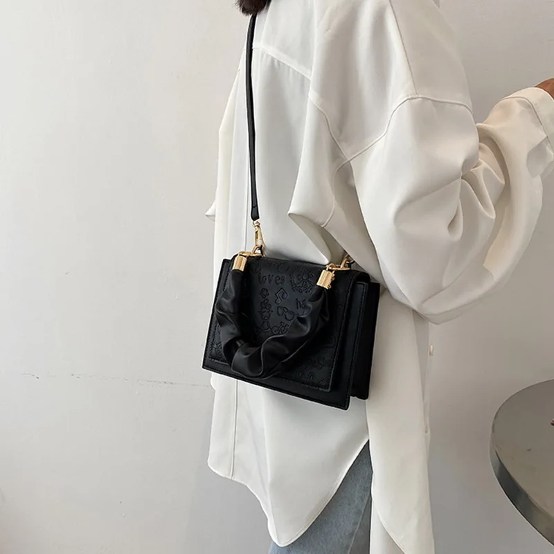 2021 Daily Chain Handbag Fashion Solid Color PU Leather Shoulder Bags for Women Casual Square Messenger Crossbody Bags Totes
2021 Daily Chain Handbag Fashion Solid Color PU Leather Shoulder Bags for Women Casual Square Messenger Crossbody Bags Totes