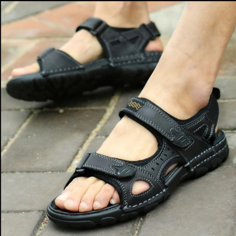 2021 Summer New Men's Fashion Comfortable PU Leather Velcro Splicing Trend Young Sandals Outdoor Sports Sandals HL540
2021 Summer New Men's Fashion Comfortable PU Leather Velcro Splicing Trend Young Sandals Outdoor Sports Sandals HL540