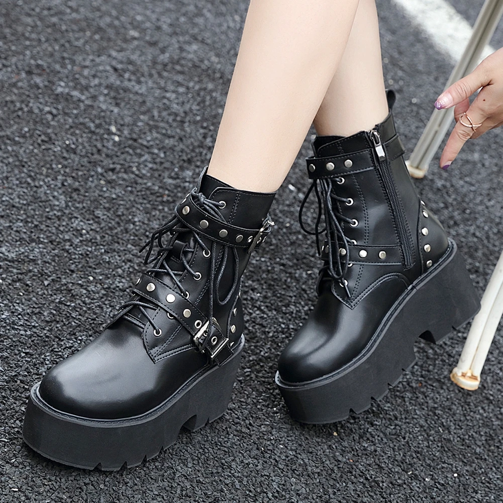 GIGIFOX Big Size 43 Sale Fashion Chunky Heels Winter Belt Buckles Gothic Shoes Women Motorcycles Ankle Boots Female Footwear
GIGIFOX Big Size 43 Sale Fashion Chunky Heels Winter Belt Buckles Gothic Shoes Women Motorcycles Ankle Boots Female Footwear