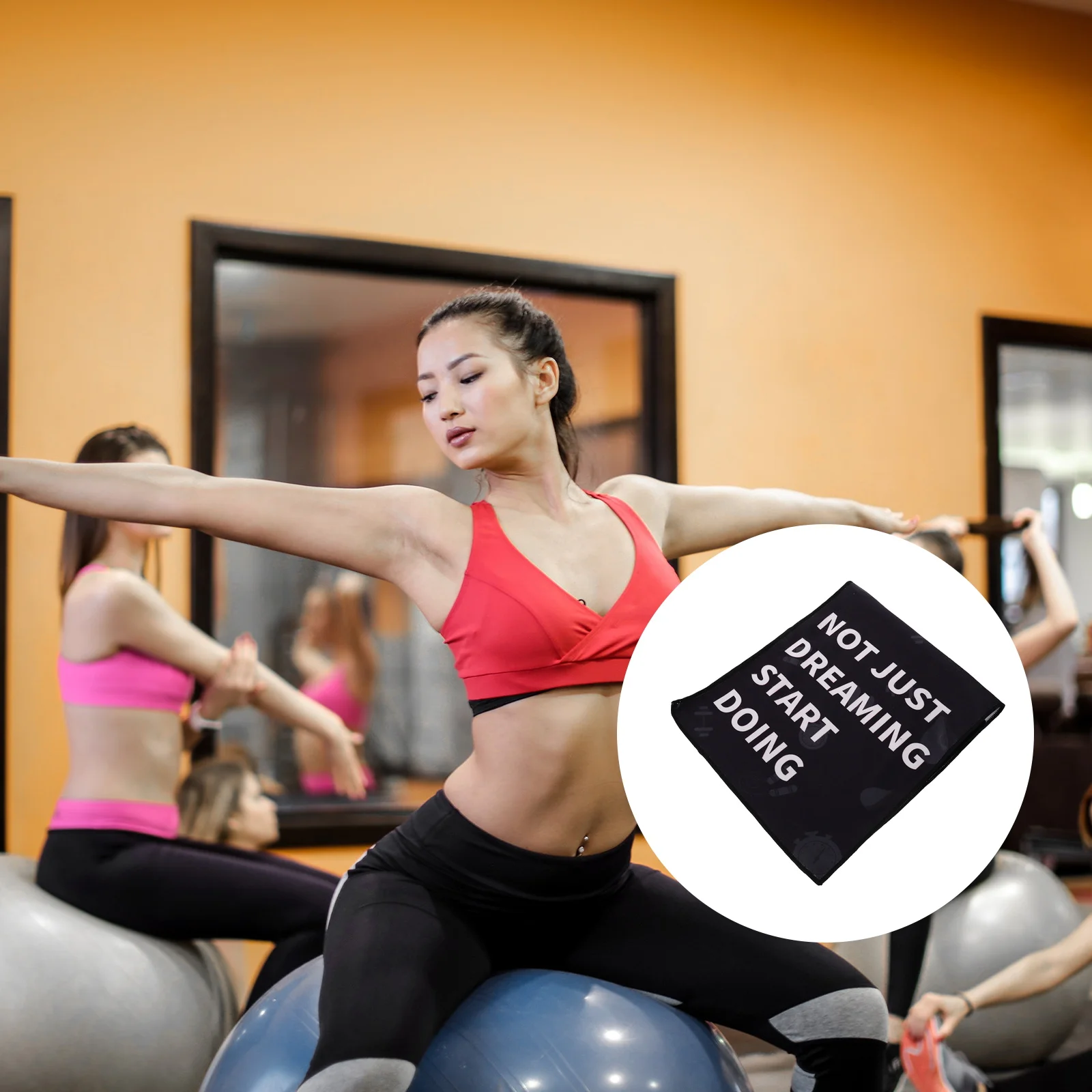 1Pc Comfortable Sport Towel Quick-drying Towel Fitness Sweat-absorbent Towel 
1Pc Comfortable Sport Towel Quick-drying Towel Fitness Sweat-absorbent Towel