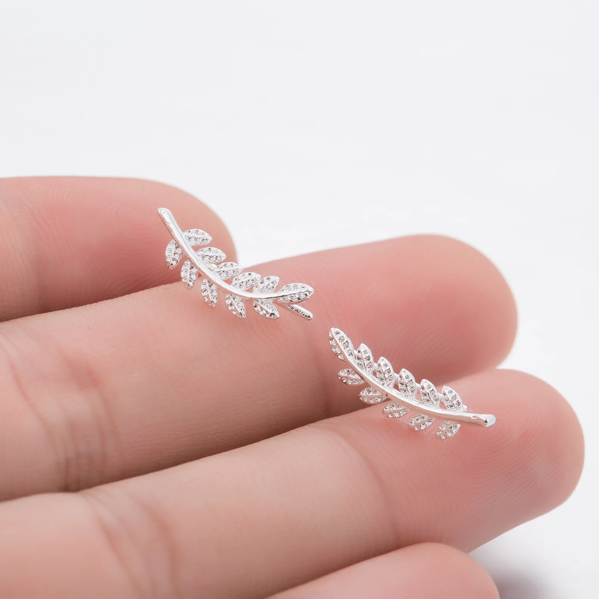 Jisensp Korean Version By Hand Leaves Earrings Personality Feather Leaf Ear Jackets Bohemian Jewelry Women's earrings
Jisensp Korean Version By Hand Leaves Earrings Personality Feather Leaf Ear Jackets Bohemian Jewelry Women's earrings