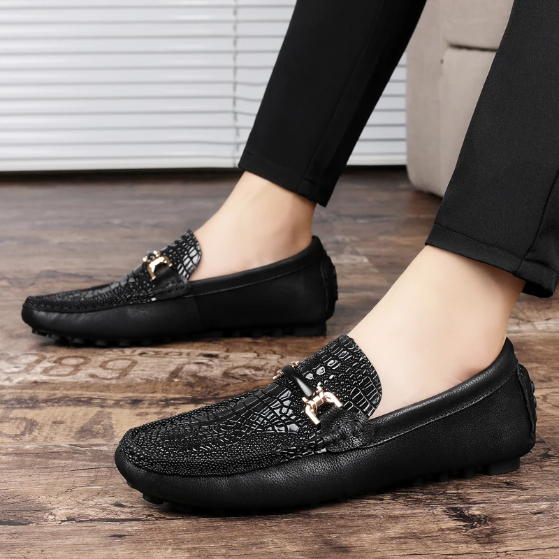 Men Casual shoes slip on Loafers Men's summer shoes breathable brand comfortable fashion casual Moccasins for men footwear
Men Casual shoes slip on Loafers Men's summer shoes breathable brand comfortable fashion casual Moccasins for men footwear
