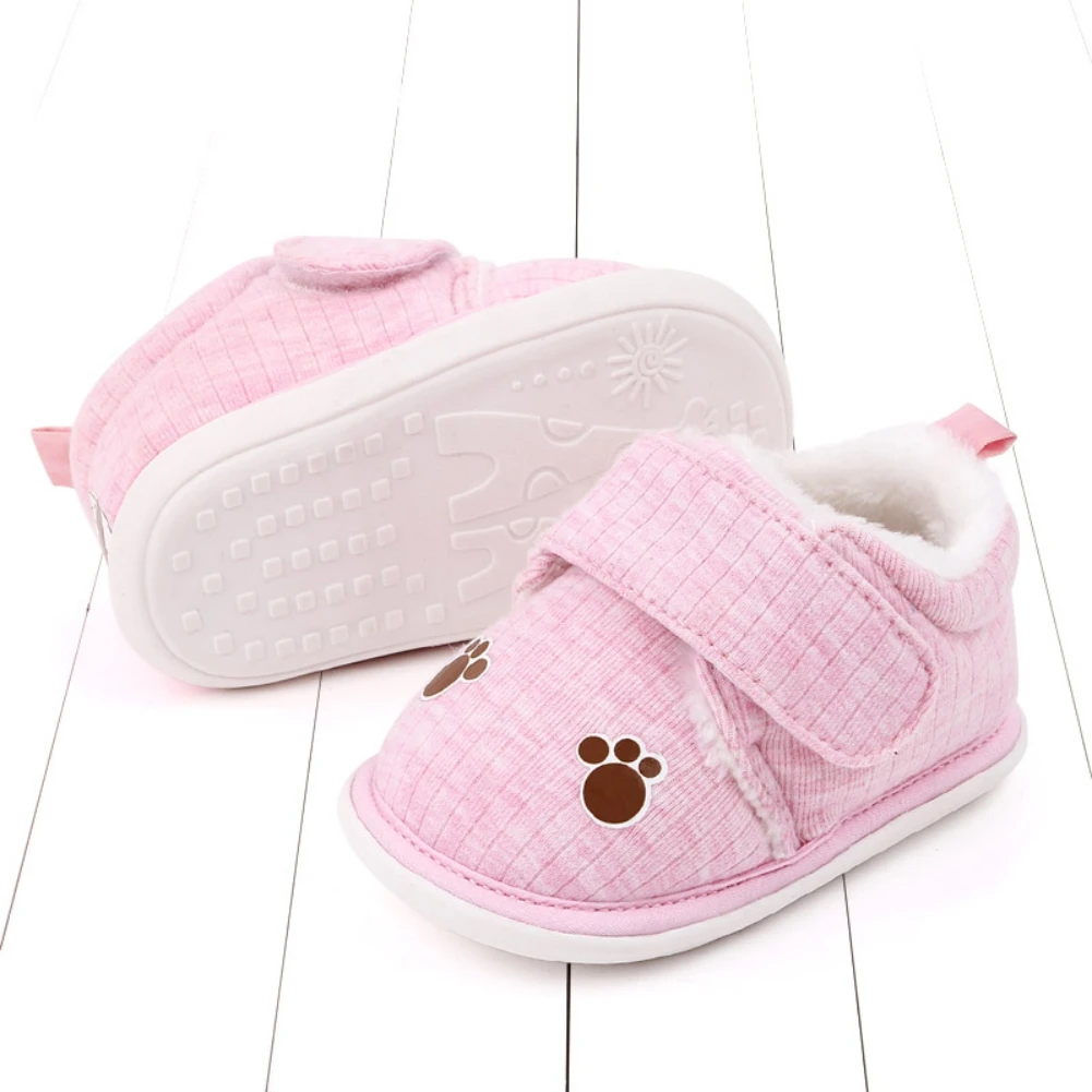 Weixinbuy Baby Soft Non-Slip Sole Cartoon First Walkers Winter Warm Fleece Lining Sneakers Boys Girls Casual Crib Shoes 0-24M 
Weixinbuy Baby Soft Non-Slip Sole Cartoon First Walkers Winter Warm Fleece Lining Sneakers Boys Girls Casual Crib Shoes 0-24M
