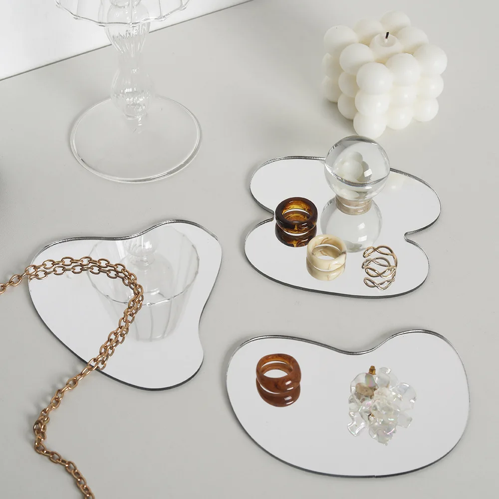 Simple Ins Acrylic Mirror Coaster Water Cup Insulation Pad Jewelry Decoration Coffee Shop Photo Decoration Background Props
Simple Ins Acrylic Mirror Coaster Water Cup Insulation Pad Jewelry Decoration Coffee Shop Photo Decoration Background Props