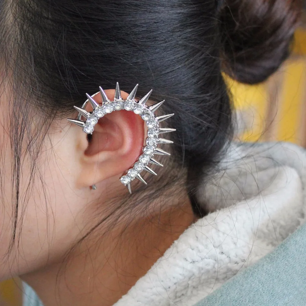 High quality 3 Color Punk Rivet Ear Wrap Cuff Earings for Women Fashion Rhinestone Clip on Earrings no Pierced 1PC
High quality 3 Color Punk Rivet Ear Wrap Cuff Earings for Women Fashion Rhinestone Clip on Earrings no Pierced 1PC