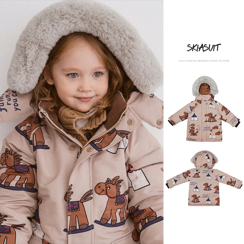 Winter Children's Cotton Clothes Korean Version Medium Long Cute Rocking Horse Boys Girls' Warm Hooded Plush Collar Ski Jacket
Winter Children's Cotton Clothes Korean Version Medium Long Cute Rocking Horse Boys Girls' Warm Hooded Plush Collar Ski Jacket