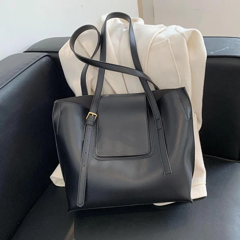 Retro Large-capacity Shoulder Bag, Hand-carrying Female Tote Bag, 2021 New Autumn Commuting To Work, Fashionable and Simple
Retro Large-capacity Shoulder Bag, Hand-carrying Female Tote Bag, 2021 New Autumn Commuting To Work, Fashionable and Simple