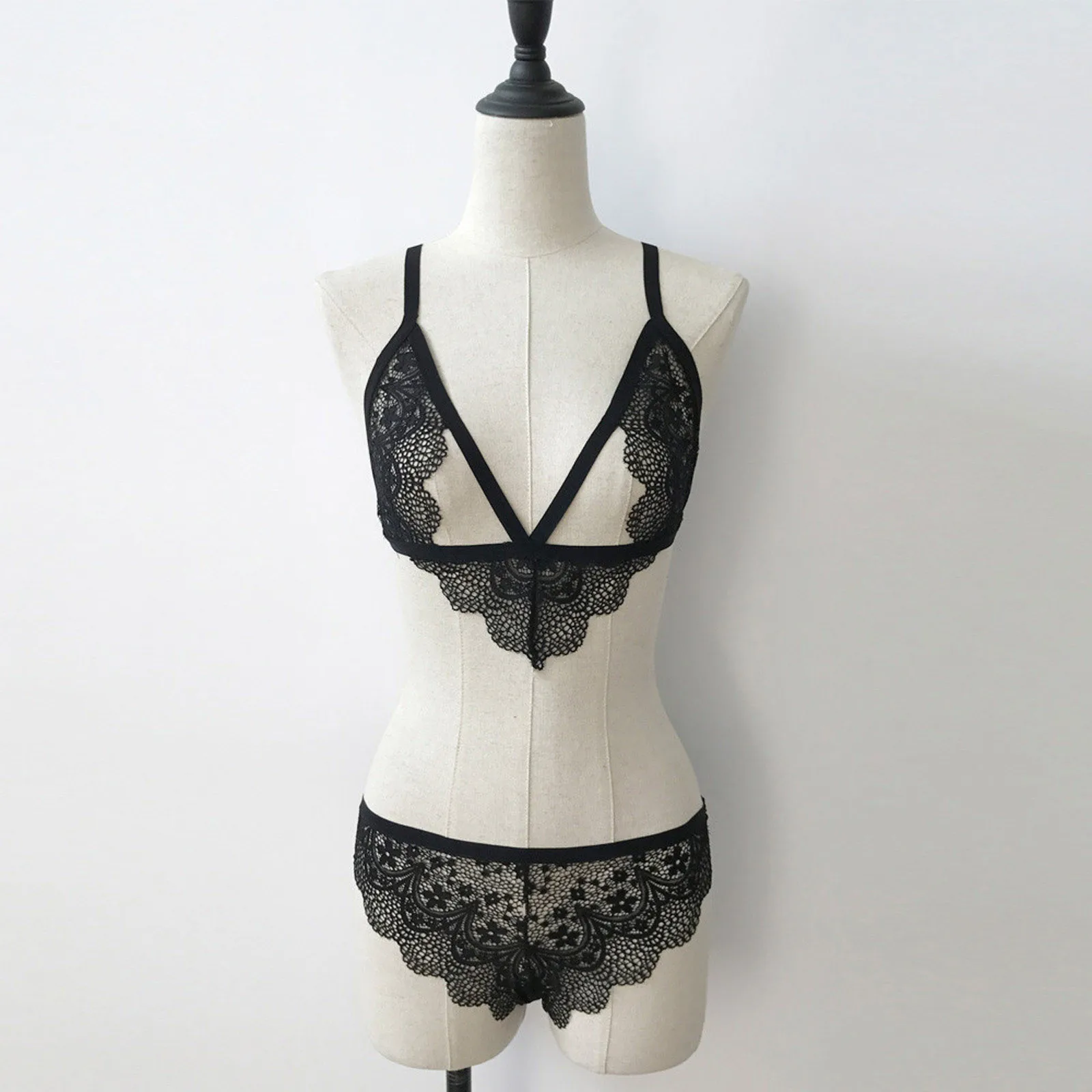 Sexy Lace Bra Women Lingerie Corset Lace Bandage Push Up Top Bra+Pants Underwear Set New Sexy Fashion Women Bras Underwears 2020
Sexy Lace Bra Women Lingerie Corset Lace Bandage Push Up Top Bra+Pants Underwear Set New Sexy Fashion Women Bras Underwears 2020