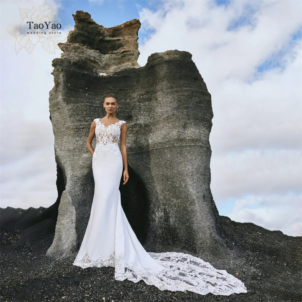 V-neck White Mermaid Wedding Dress Sleeveless Illusion Open Back Lace Applique Tail Elegant Bridal Gown Vestidos De Novia
V-neck White Mermaid Wedding Dress Sleeveless Illusion Open Back Lace Applique Tail Elegant Bridal Gown Vestidos De Novia