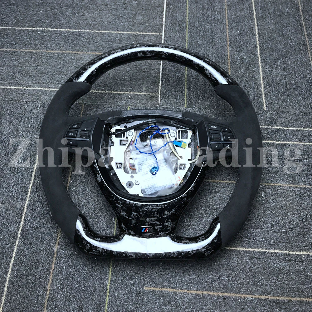 Customized steering wheel with black stitching For BMW forged carbon fiber alcantara F10 F18 2013-2017 5 6 7 series assembly
Customized steering wheel with black stitching For BMW forged carbon fiber alcantara F10 F18 2013-2017 5 6 7 series assembly
