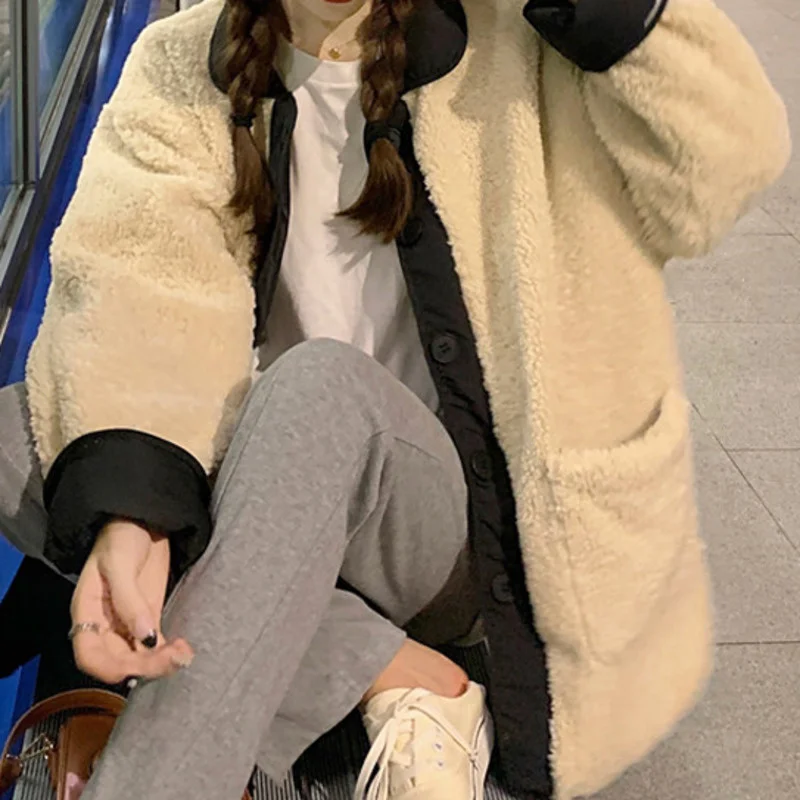 Autumn and winter Korean 2021 new versatile imitation lamb wool front and back two wear long sleeved stand collar coat cardigan
Autumn and winter Korean 2021 new versatile imitation lamb wool front and back two wear long sleeved stand collar coat cardigan
