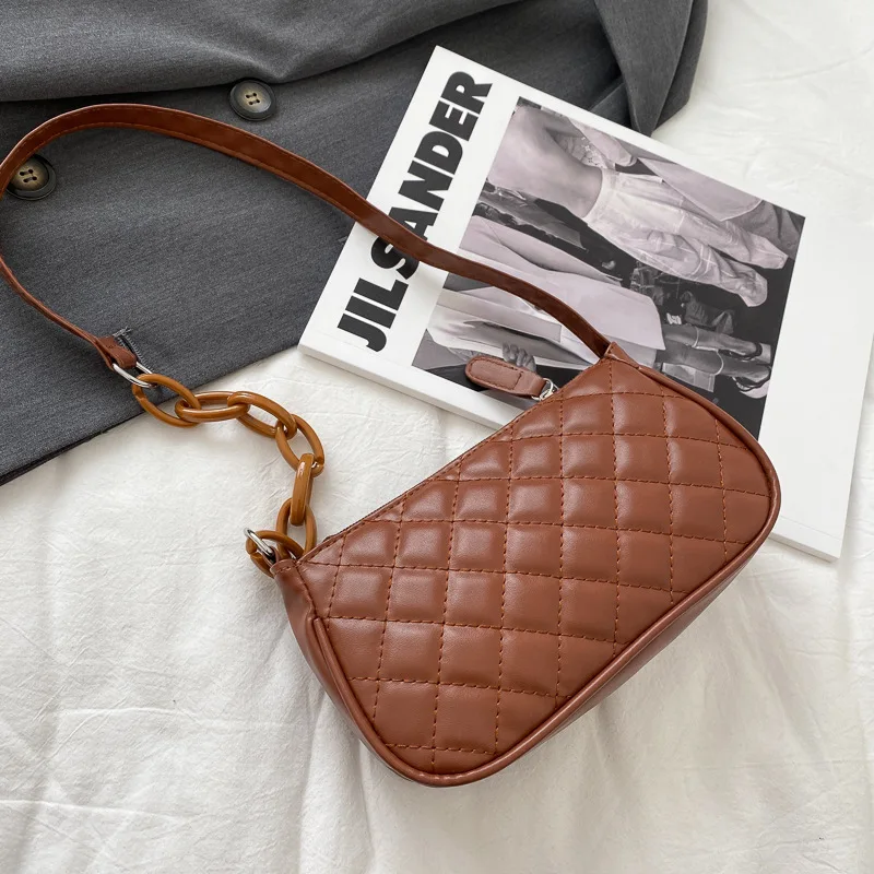 Lingge embroidery thread small bag handbags 2020autumn and winter new trendy fashion all-match one-shoulder underarm bag handbag
Lingge embroidery thread small bag handbags 2020autumn and winter new trendy fashion all-match one-shoulder underarm bag handbag