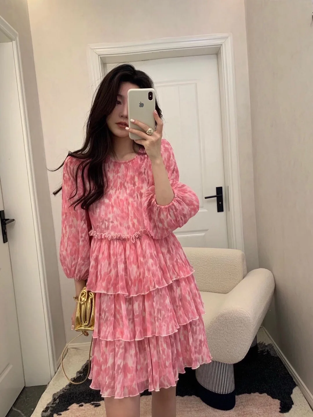 Women Dress 2021 Amoi Ruffled Sweet Rose Pink Cake Pleated Three-quarter Sleeve Dress 
Women Dress 2021 Amoi Ruffled Sweet Rose Pink Cake Pleated Three-quarter Sleeve Dress
