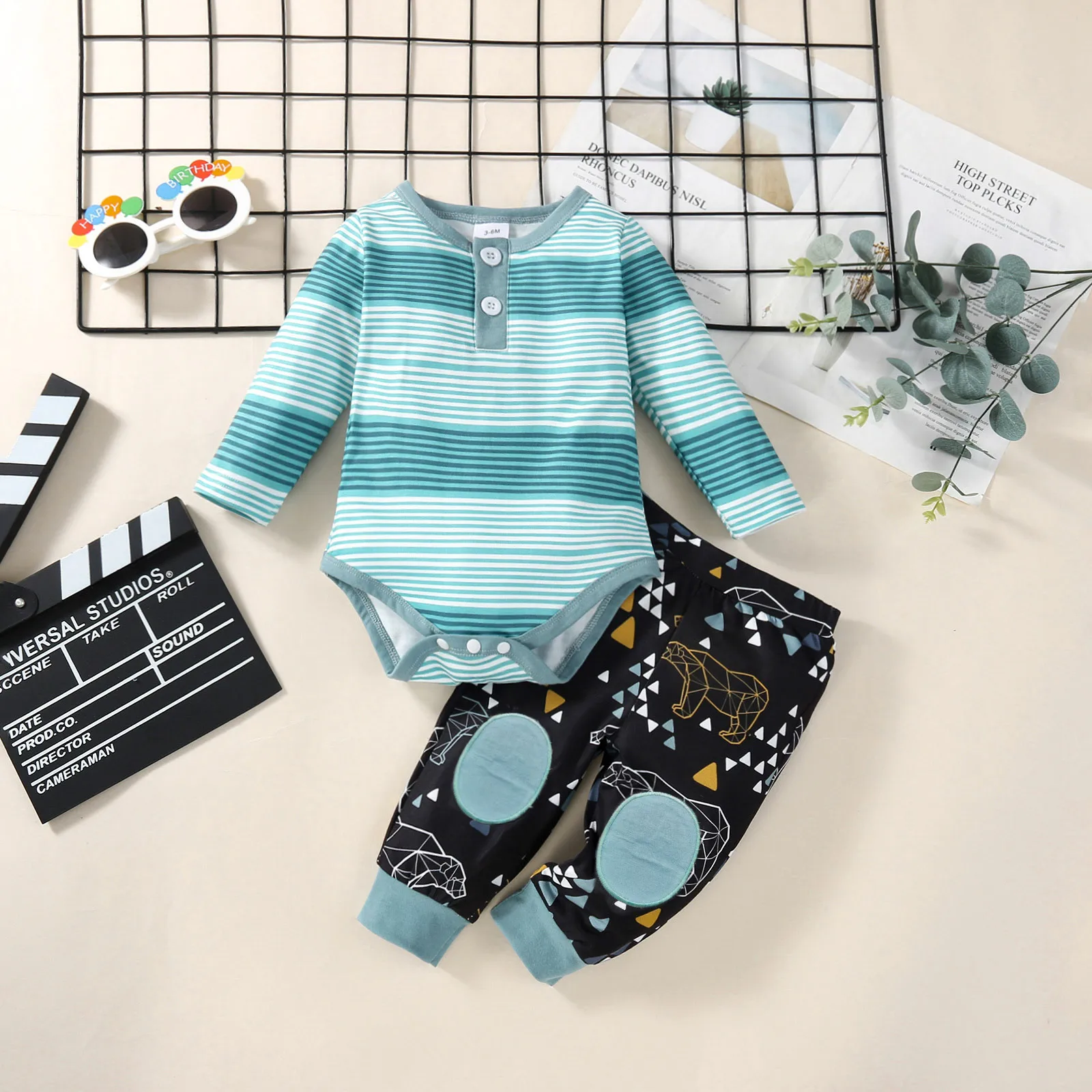 Spring Autumn 2 Pcs Baby Boy Casual Suit Clothing Round Neck Long Sleeve Stripe Romper Button Decoration Loose Trousers Set
Spring Autumn 2 Pcs Baby Boy Casual Suit Clothing Round Neck Long Sleeve Stripe Romper Button Decoration Loose Trousers Set
