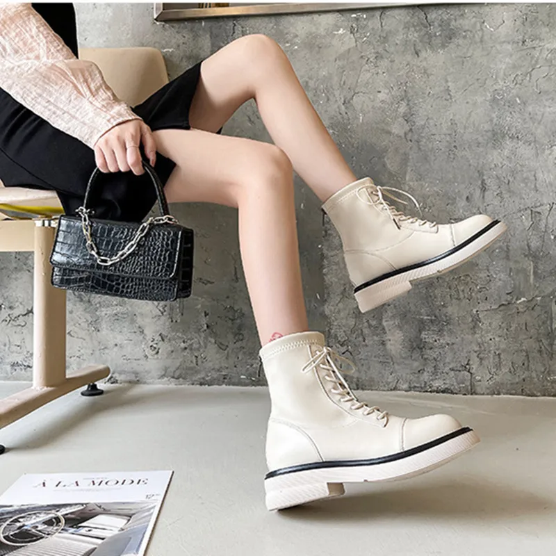Martin Boots For Women Winter Autumn Warm Shoes 2021 New Fashion Thick Bottom Female Ankle Booties Platform Womans Short Boots
Martin Boots For Women Winter Autumn Warm Shoes 2021 New Fashion Thick Bottom Female Ankle Booties Platform Womans Short Boots