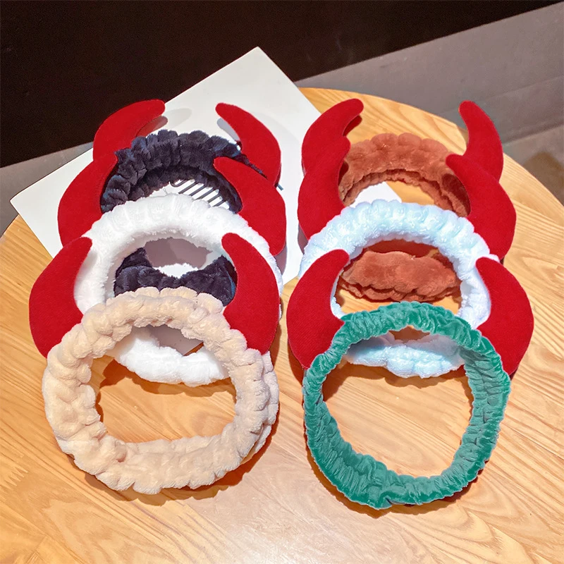 Cartoon Year Of The Ox Horn Wash Hair Belt Plush Hairband Makeup Shower Wash Sports Velvet Hair Belt Funny Holiday Party
Cartoon Year Of The Ox Horn Wash Hair Belt Plush Hairband Makeup Shower Wash Sports Velvet Hair Belt Funny Holiday Party