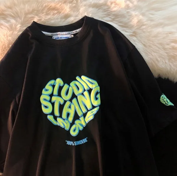 Spring/summer 2021 half-sleeve foam love short-sleeved T-shirt male and female couple short-sleeved top milk blue graphic tee
Spring/summer 2021 half-sleeve foam love short-sleeved T-shirt male and female couple short-sleeved top milk blue graphic tee