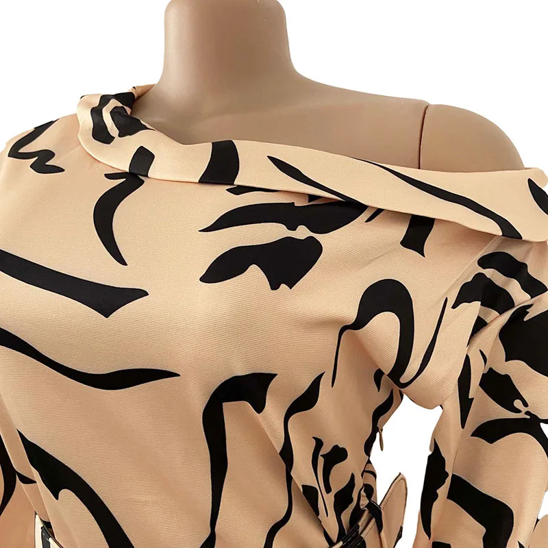 Long Sleeve African Dress Women Leopard Print Fashion With Belt Women's Dresses Elegant Office Summer Plus Size African Clothes
Long Sleeve African Dress Women Leopard Print Fashion With Belt Women's Dresses Elegant Office Summer Plus Size African Clothes