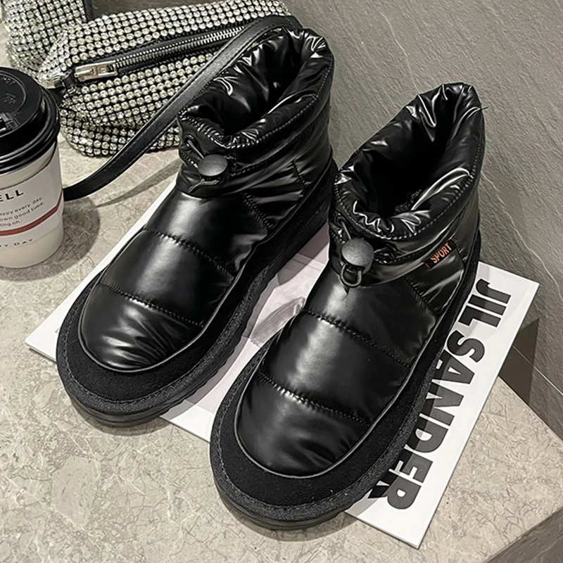 Winter Women Snow Boots Fashion Big Size Ankle Short Boots Female Round Toe Platform Shoes For Ladies Elastic band Shoes
Winter Women Snow Boots Fashion Big Size Ankle Short Boots Female Round Toe Platform Shoes For Ladies Elastic band Shoes
