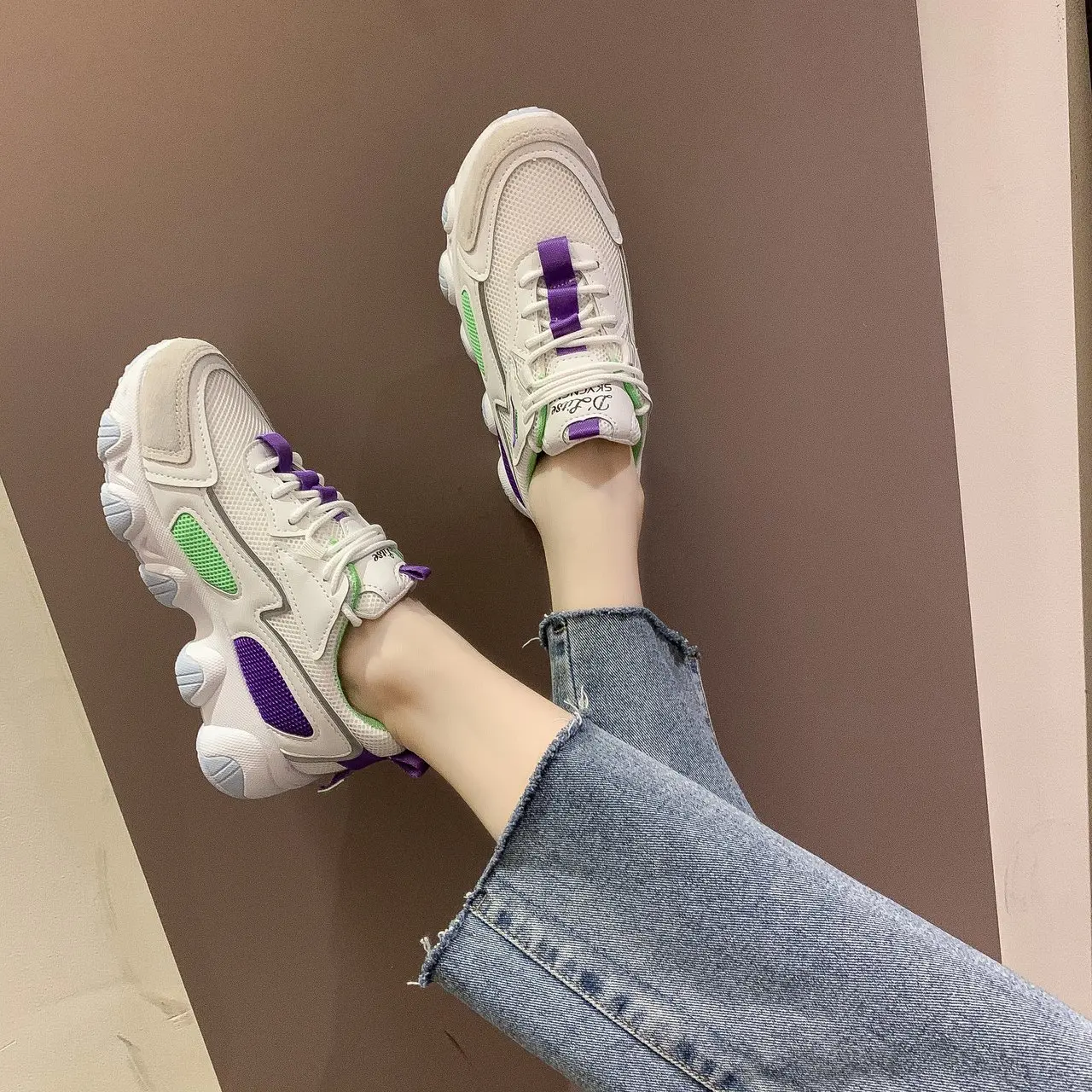 2020 Vulcanize Womens Sneakers Height Increasing Zapatillas Air Mesh Female Platform Shoe Breathable Sports Running Shoes Women
2020 Vulcanize Womens Sneakers Height Increasing Zapatillas Air Mesh Female Platform Shoe Breathable Sports Running Shoes Women