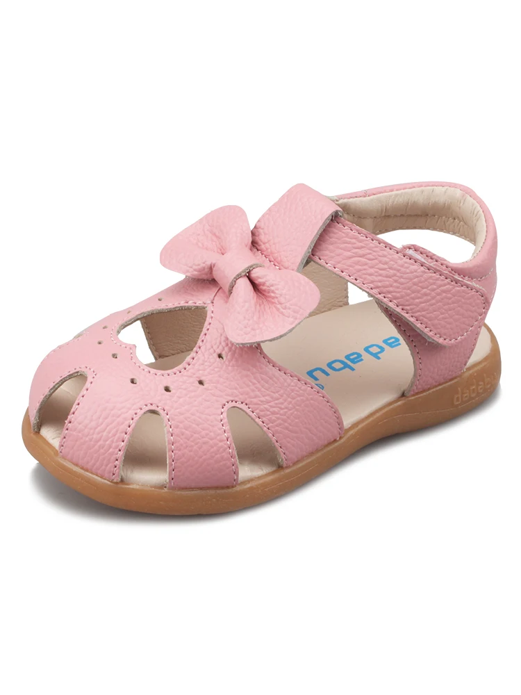 Heart-shaped toddler girls shoes pink Non-slip Soft Bottom shoes Genuine Leather shoes Flat sandals bow-knot summer shoes
Heart-shaped toddler girls shoes pink Non-slip Soft Bottom shoes Genuine Leather shoes Flat sandals bow-knot summer shoes