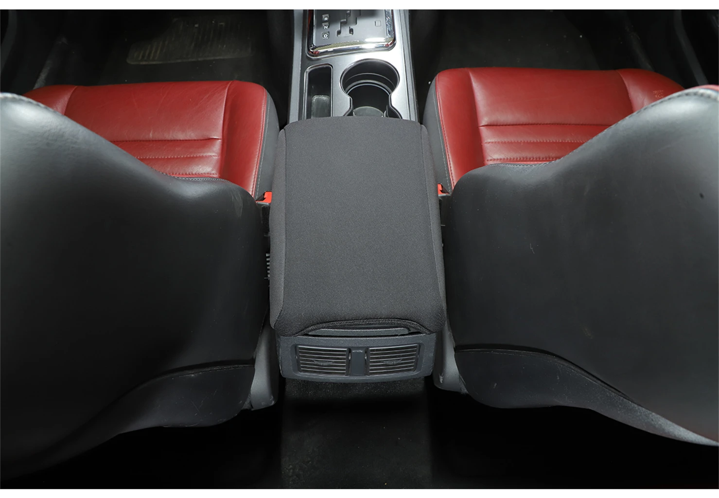 Armrest Box Leather Decal Cover Trim Sticker for Dodge Challenger 2009-2014 Leather Cloth Car Interior Decoration Assessoires
Armrest Box Leather Decal Cover Trim Sticker for Dodge Challenger 2009-2014 Leather Cloth Car Interior Decoration Assessoires