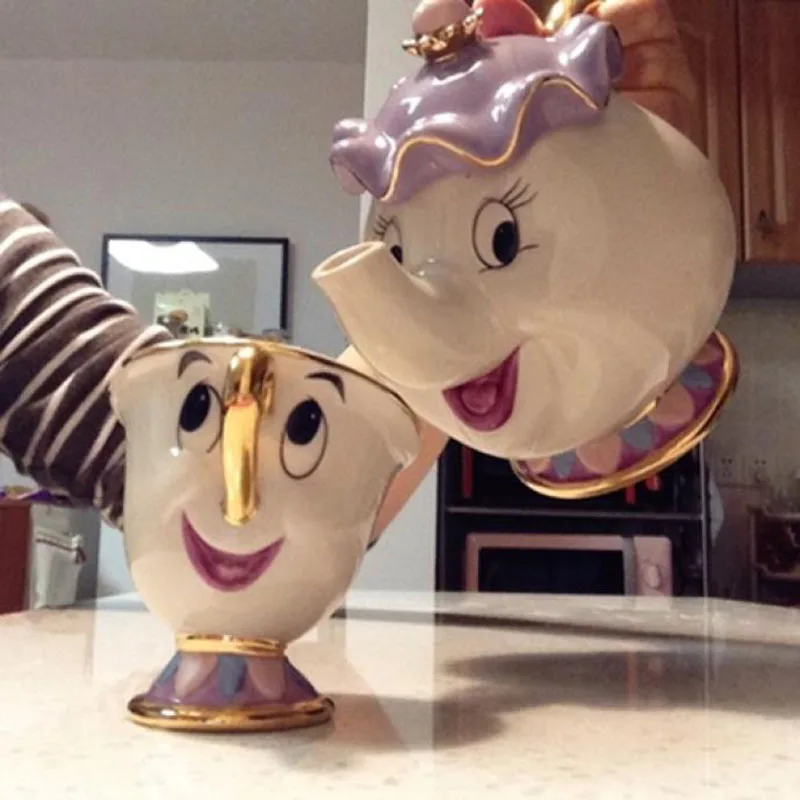 New Ceramic Cartoon Beauty And The Beast Teapot Mug Mrs Potts Chip Tea Pot Cup Set Cogsworth Gift 18K Gold-plated Painted
New Ceramic Cartoon Beauty And The Beast Teapot Mug Mrs Potts Chip Tea Pot Cup Set Cogsworth Gift 18K Gold-plated Painted