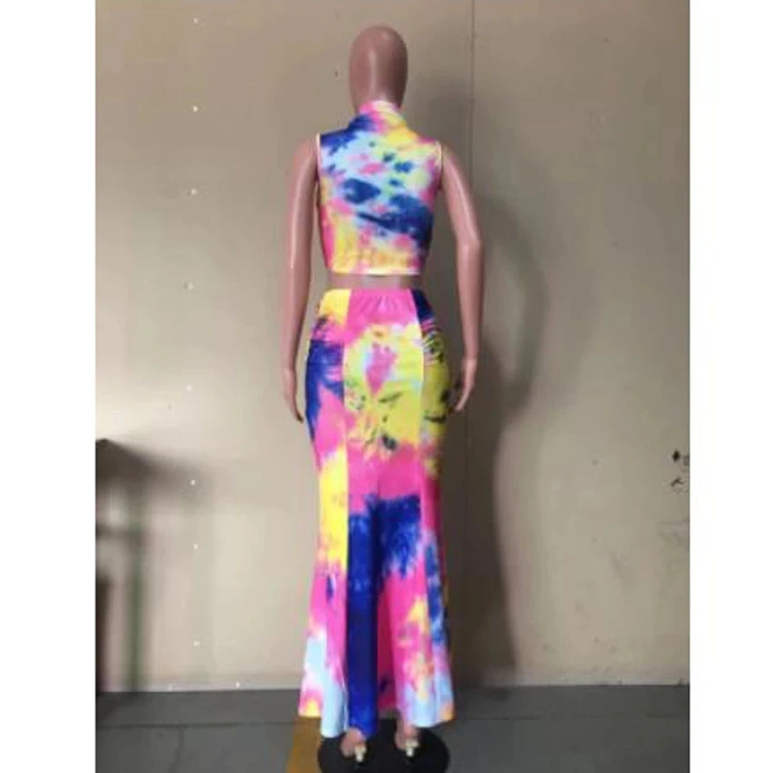 African Clothes Women Sexy Streetwear Tie Dye Print Female 2pcs Outfit Crop Tops and Mermaid Maxi Skirt Ladies Party BeachWear
African Clothes Women Sexy Streetwear Tie Dye Print Female 2pcs Outfit Crop Tops and Mermaid Maxi Skirt Ladies Party BeachWear