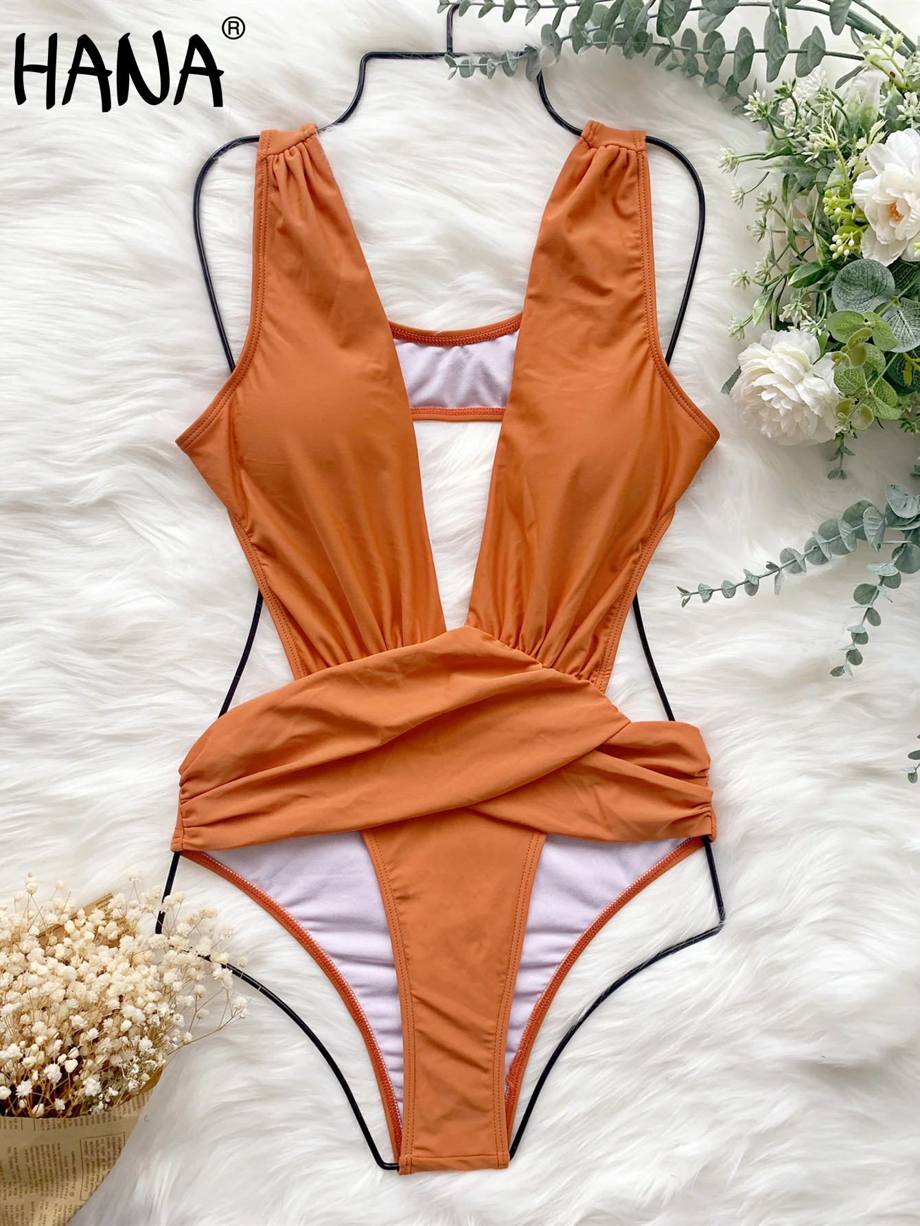 Fashionable Deep V-Neck One-Piece Ladies Swimwear Elegant Solid Color High-Cut Female Bikini 2021 Summer Beach Bandage Swimsuit
Fashionable Deep V-Neck One-Piece Ladies Swimwear Elegant Solid Color High-Cut Female Bikini 2021 Summer Beach Bandage Swimsuit