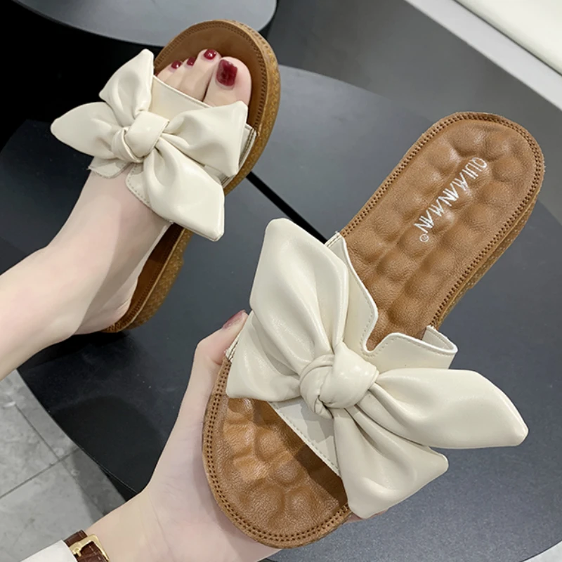 Summer Women Butterfly Knot Slippers Pu Leather Flat Heel Peep Toe 2020 Beach Outdoor Slides Retro Ladies Shoes Zapatos De Mujer
Summer Women Butterfly Knot Slippers Pu Leather Flat Heel Peep Toe 2020 Beach Outdoor Slides Retro Ladies Shoes Zapatos De Mujer