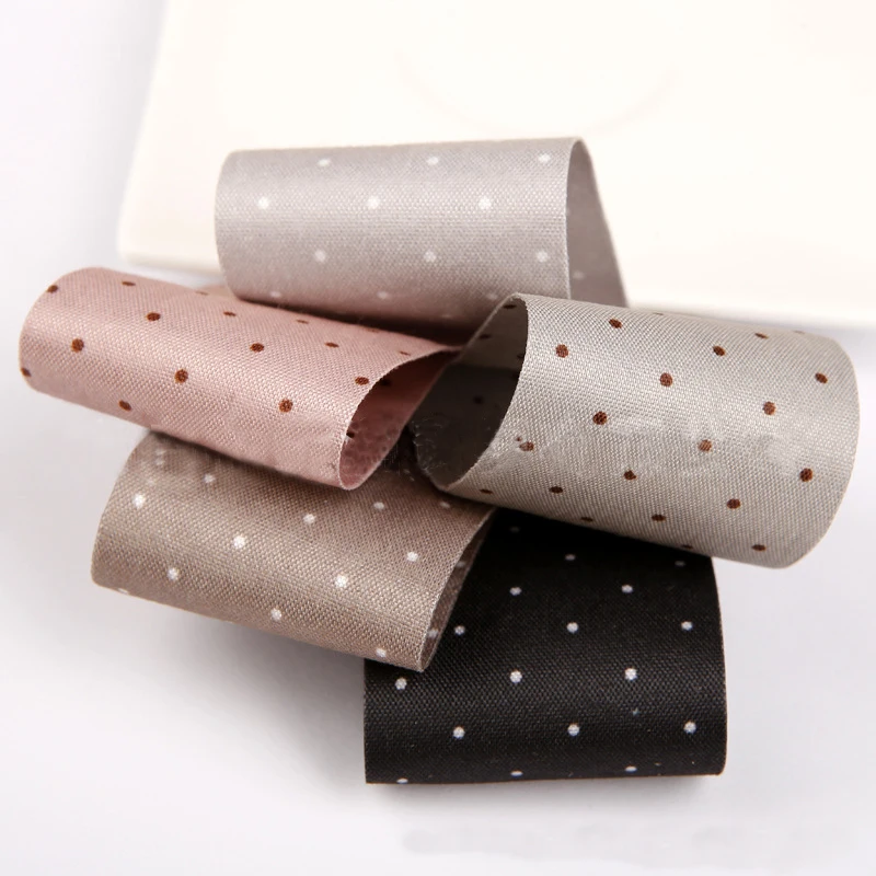 5yards Colorful Dot Printed Ribbon for Diy Hairwear Accessories Bouquet Cake Gift Box Packaing Sewing Clothing Trims
5yards Colorful Dot Printed Ribbon for Diy Hairwear Accessories Bouquet Cake Gift Box Packaing Sewing Clothing Trims