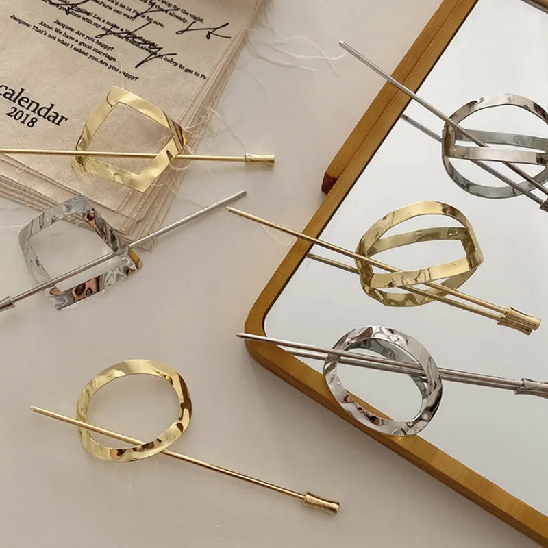 2021 Gold Silver Color Metal Geometric Round Square Hollow Removable Top Clip Hair Sticks Headwear Accessories for Women
2021 Gold Silver Color Metal Geometric Round Square Hollow Removable Top Clip Hair Sticks Headwear Accessories for Women