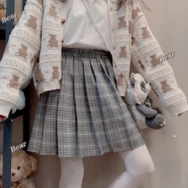 Spring Women Sweet Harajuku Plaid Pleated Skirt Young Girl Student High waist Retro Princess Short Skirt Mori Girl College style
Spring Women Sweet Harajuku Plaid Pleated Skirt Young Girl Student High waist Retro Princess Short Skirt Mori Girl College style