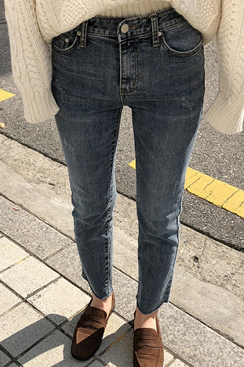 Retro Multi-Pocket Distressed Washed Blue Jean Trousers Female 2021 Spring High Waist Straight Pencil Cropped Jeans for Women
Retro Multi-Pocket Distressed Washed Blue Jean Trousers Female 2021 Spring High Waist Straight Pencil Cropped Jeans for Women