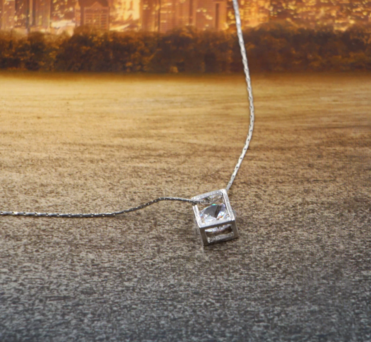 Trendy Love Square Rubik's Cube Pendant Necklaces for Women Vintage Rhinestone Silver Color Necklace Korean Fashion Jewelry 
Trendy Love Square Rubik's Cube Pendant Necklaces for Women Vintage Rhinestone Silver Color Necklace Korean Fashion Jewelry