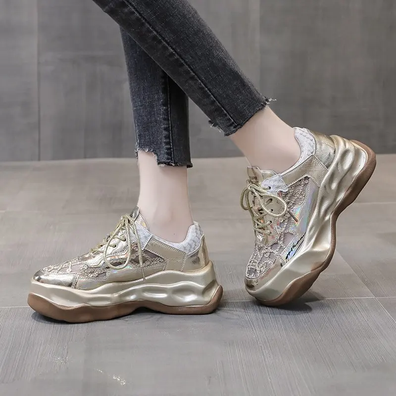 2021 New Sneakers Woman Platform Shoes Fashion Breathable Thick Bottom Ladies Trainers Baskest Femme Vulcanized Shoes Women
2021 New Sneakers Woman Platform Shoes Fashion Breathable Thick Bottom Ladies Trainers Baskest Femme Vulcanized Shoes Women