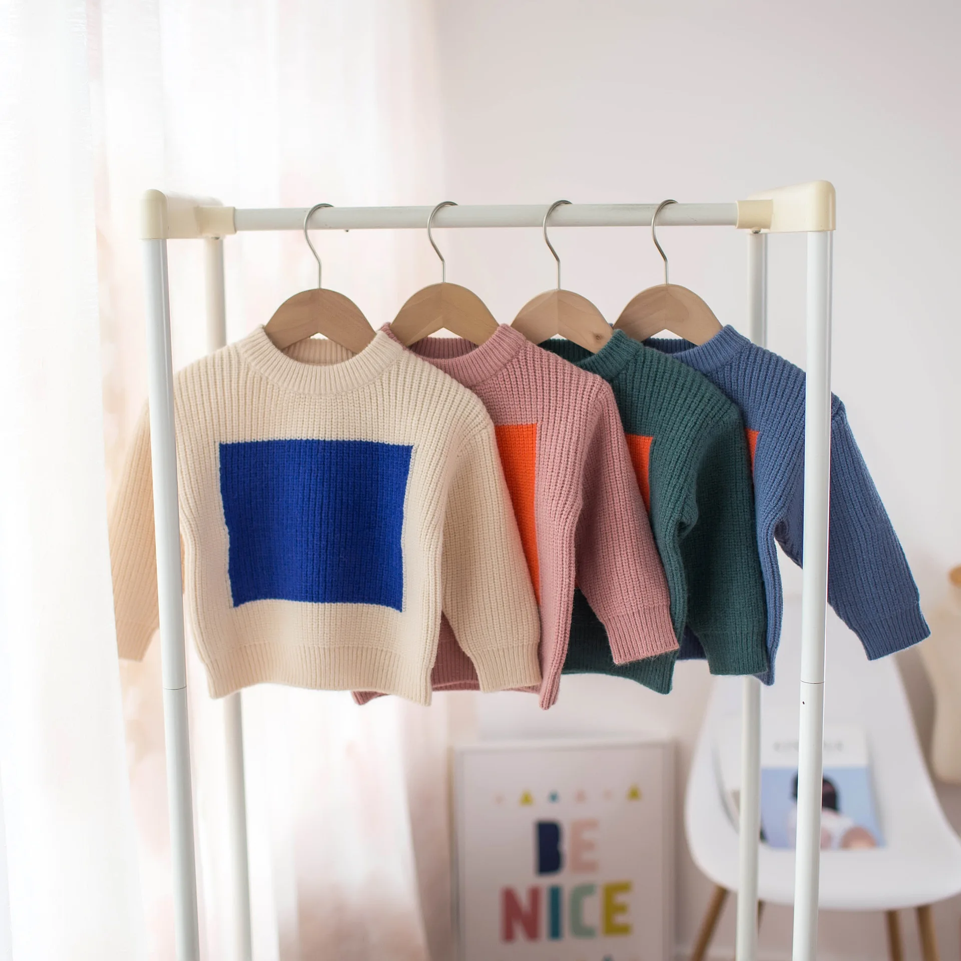 2021 Autumn Kids Girls Boys Fall Winter Color Block Knitted Pullover Sweater Children Basic Crew Neck Elastic Knitting Sweater
2021 Autumn Kids Girls Boys Fall Winter Color Block Knitted Pullover Sweater Children Basic Crew Neck Elastic Knitting Sweater