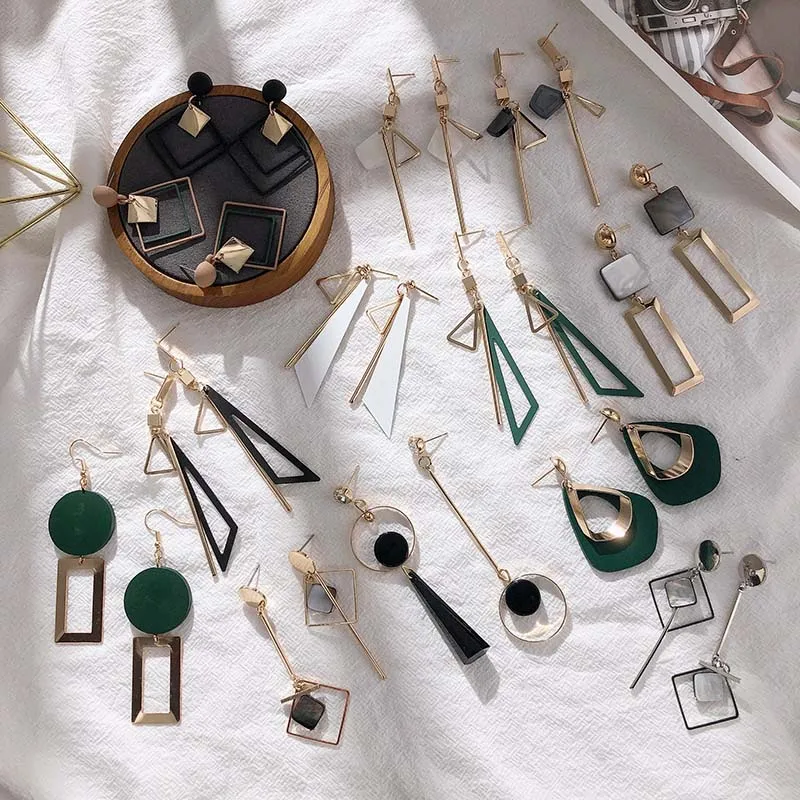 Korean Long Drop Earrings For Women Gold Silver Geometric Earrings Acrylic Statement Fashion Jewelry Oorbellen Brinco 40 Style
Korean Long Drop Earrings For Women Gold Silver Geometric Earrings Acrylic Statement Fashion Jewelry Oorbellen Brinco 40 Style
