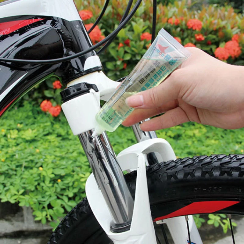 Mountain Bike Bicycle Suspension Oil Silicone Front Fork Lubricating Anti-Rust Maintenance Silicone Cycling Damping Special Oil
Mountain Bike Bicycle Suspension Oil Silicone Front Fork Lubricating Anti-Rust Maintenance Silicone Cycling Damping Special Oil