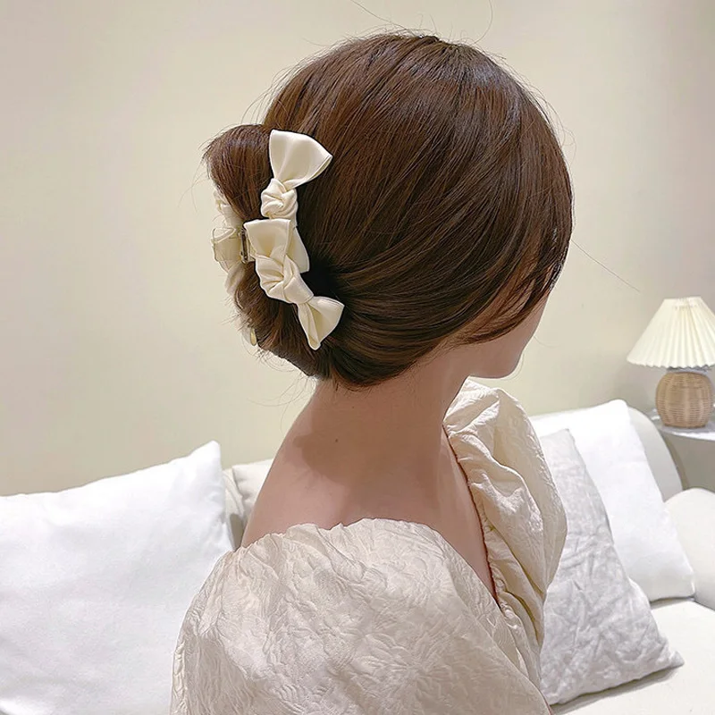 Satin Bowknot Claw Clips for Women Large Size Acrylic Hair Claw Hair Clamps Korean Barrettes Hairpin Hair Accessories
Satin Bowknot Claw Clips for Women Large Size Acrylic Hair Claw Hair Clamps Korean Barrettes Hairpin Hair Accessories