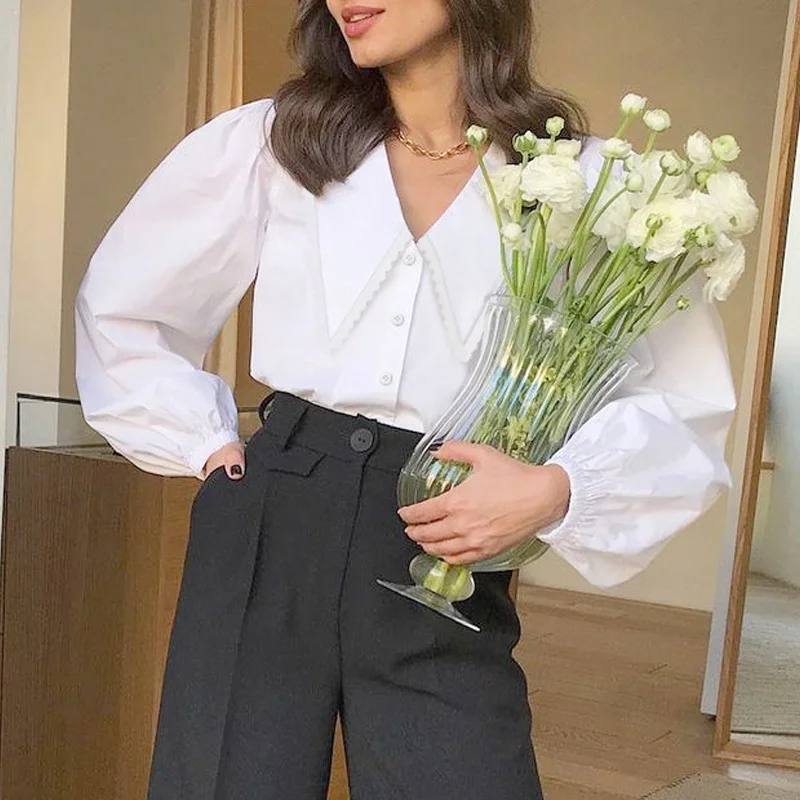 Elegant White V-neck Long Lantern Sleeves Women Shirts Spring Vintage Lapel Button Shirt Chic Style Casual Office Tops
Elegant White V-neck Long Lantern Sleeves Women Shirts Spring Vintage Lapel Button Shirt Chic Style Casual Office Tops