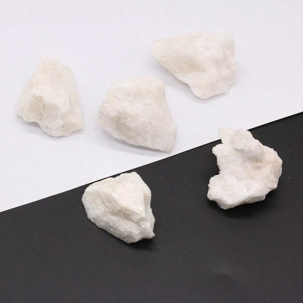 Natural White Jade Irregular Rough Stone Crushed Stone Crystal Home Decoration Aquarium Potted Stone Jewelry Gem Ornament 1pcs
Natural White Jade Irregular Rough Stone Crushed Stone Crystal Home Decoration Aquarium Potted Stone Jewelry Gem Ornament 1pcs